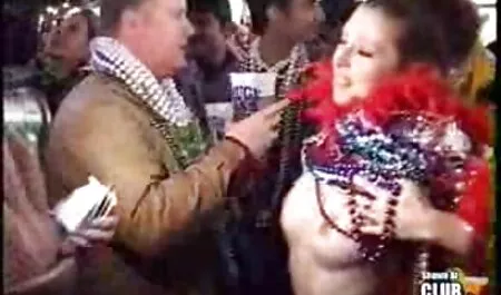 सेक्सी एशियाई Kalina Ryu एक सेक्सी फिल्म वीडियो फुल आदमी को मालिश देता है और चूत में चुदाई करता है
