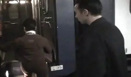 गंदा, इंग्लिश फुल सेक्स फिल्म कामुक नीरस माली एक अंधा गोरा fucks