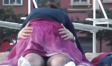 एक युवा tanned सौंदर्य दो लालची स्टड के साथ fucks हिंदी सेक्सी फुल मूवी