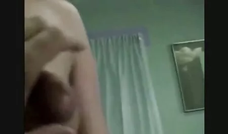 पंप समलैंगिक अपने साथी के डिक को बेकार करता फुल मूवी वीडियो में सेक्सी है