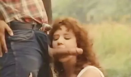 युवा मालिश सेक्सी मूवी फुल हिंदी करने वाला ग्राहक के सामने हस्तमैथुन करता है