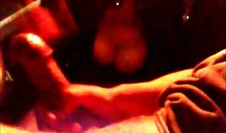 सेक्सी सेक्सी फिल्म वीडियो फुल गोरा एलीसन चुदाई सोफे पर