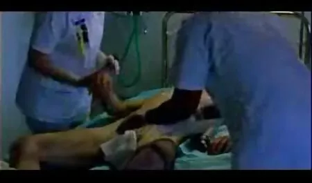 फिल्माया कि कैसे उसकी पत्नी ने उसका फुल मूवी वीडियो में सेक्सी डिक चाटा