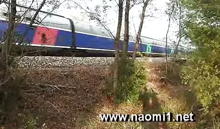 एशियाई लड़की ने अपने पैरों से हिंदी मूवी फुल सेक्स अपने ग्राहक के डिक को निचोड़ लिया