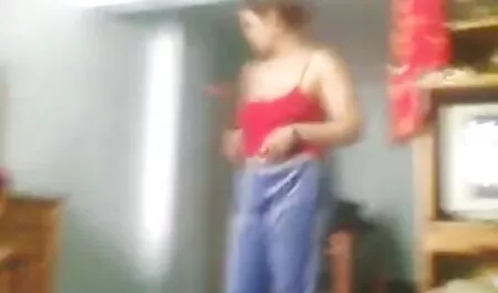 लाल बालों वाली मालिश करने वाला न केवल अपने हाथों को सहलाने से आदमी को खुश करना शुरू कर देगा, बल्कि उसकी चूत भी, सेक्सी पिक्चर फुल मूवी जिसे सज्जन अपने लिंग से मालिश करेंगे, उसकी पैंट से एक बड़ी छड़, लाल बालों वाली सह देगा
